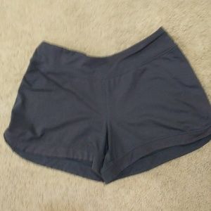 Elastic shorts